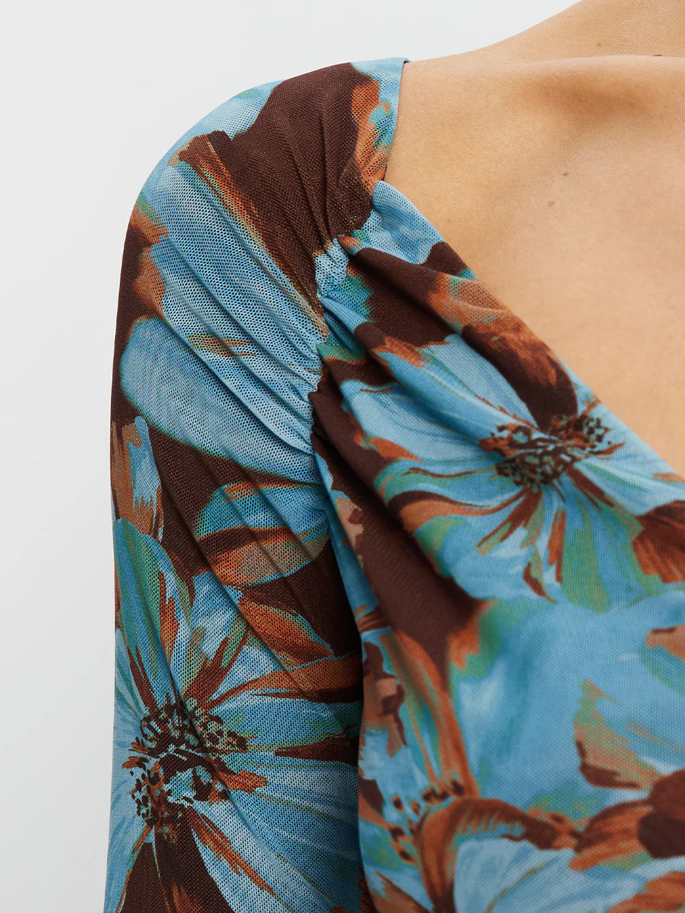 Kivari Nieve Mesh Top Blue
