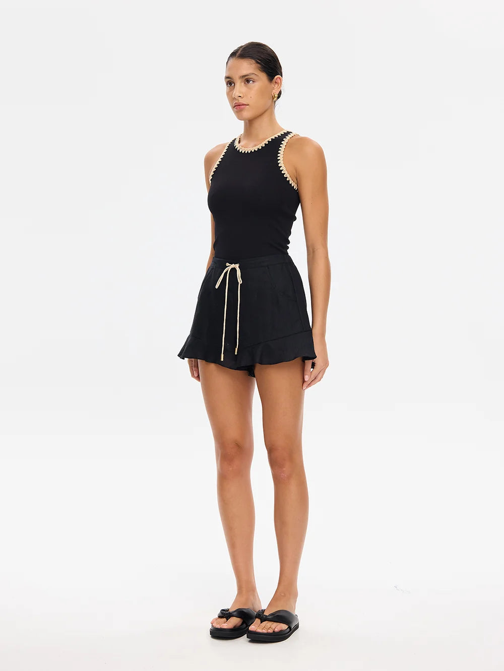 Kivari Azarea Shorts Black