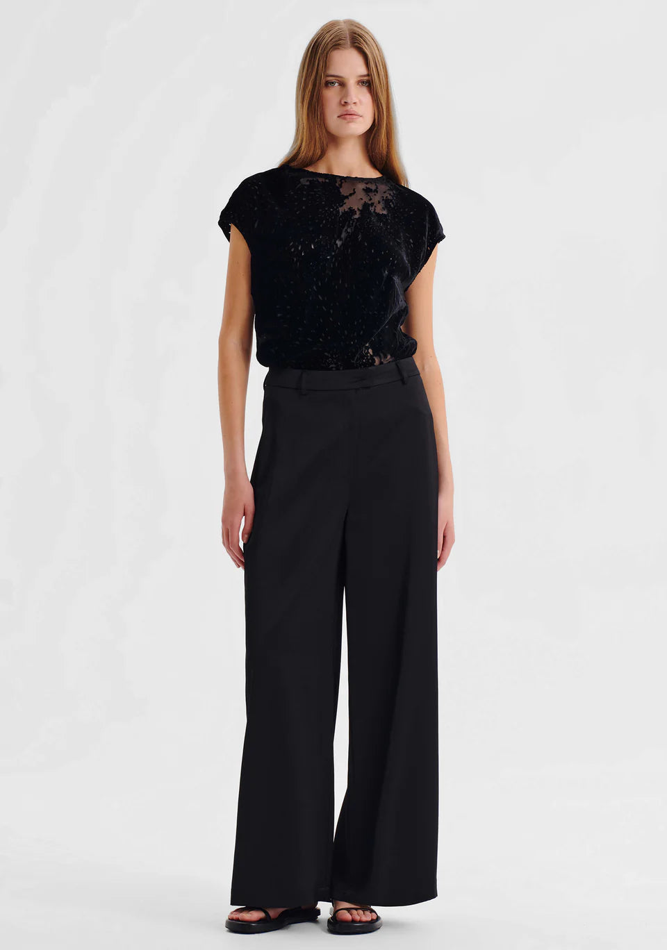 Morrison Aurora Velvet Top Black