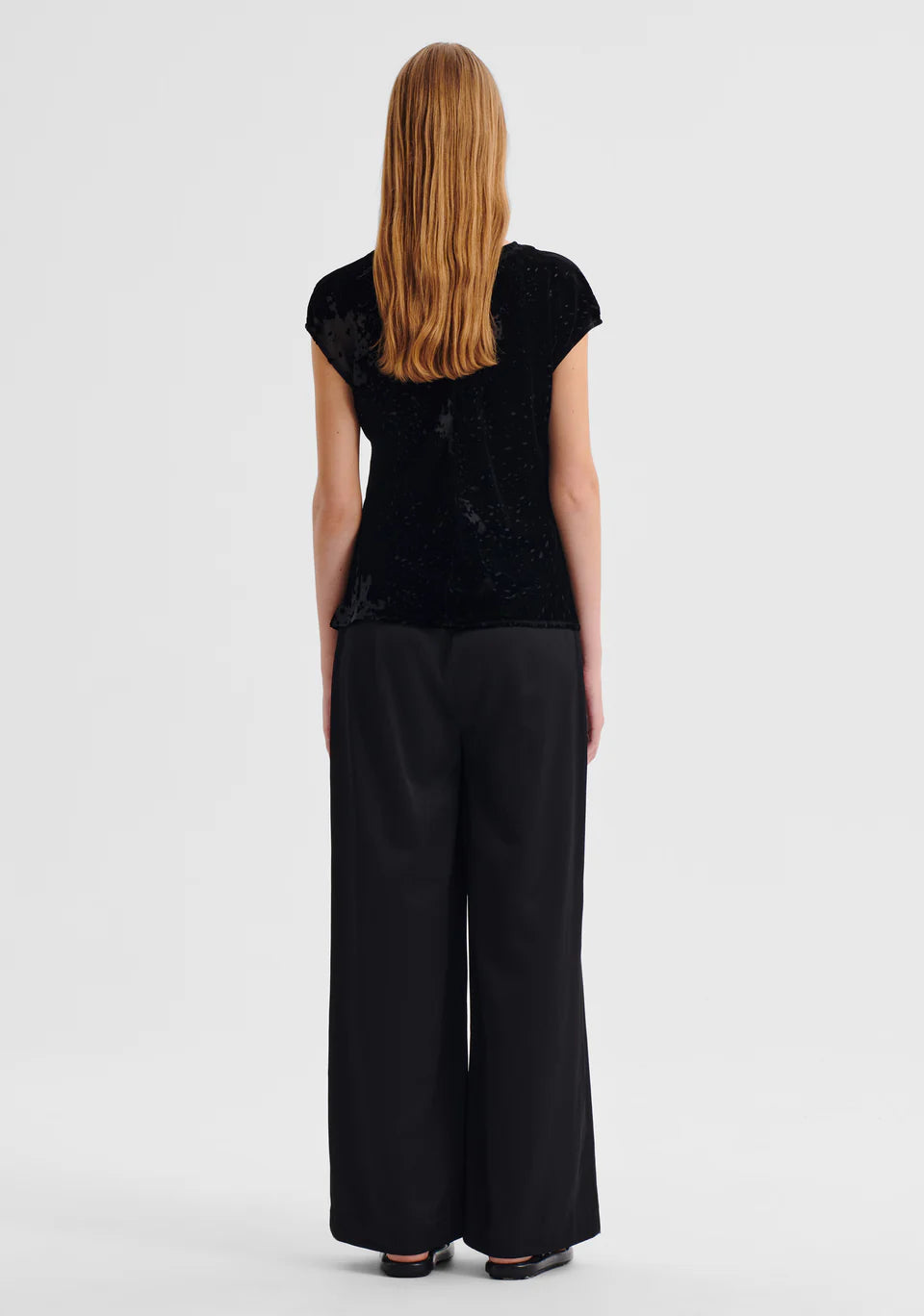 Morrison Aurora Velvet Top Black