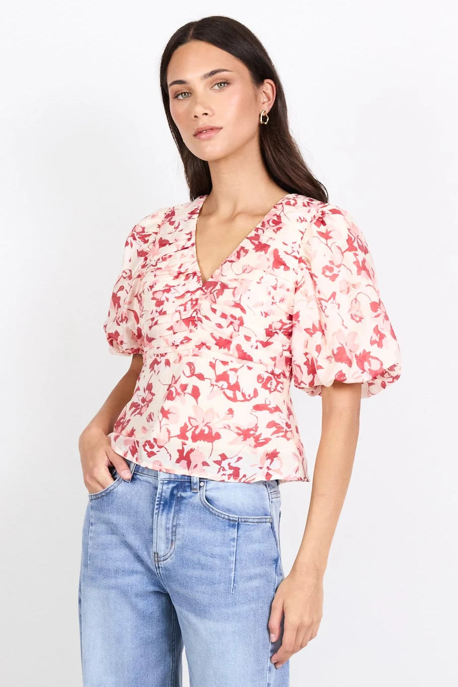 Ivy + Jack Notch Cream Red Poppy Pleat Front Bubble Sleeve Top