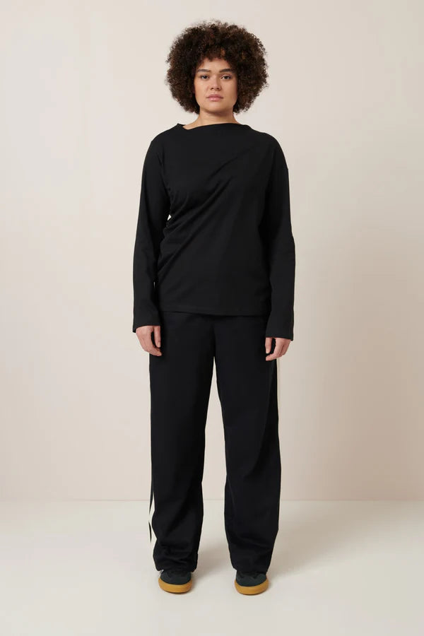 Kowtow Atlas Top Black