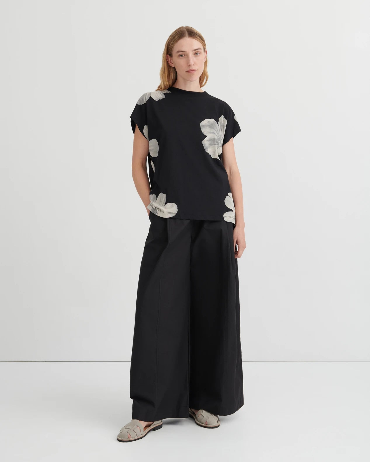 Kowtow  Geometry Tee Monochrome Floral