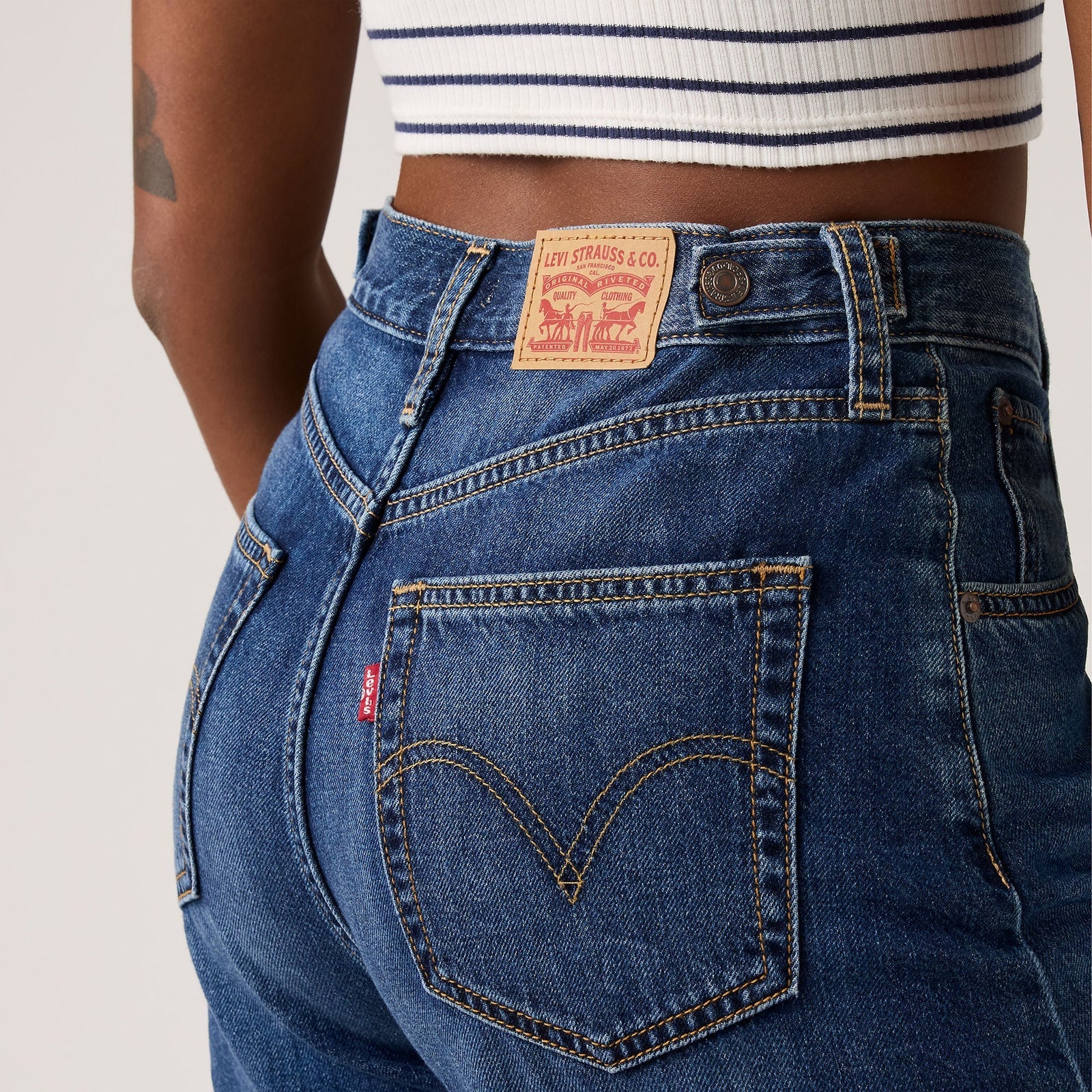 Levi's Mid Thigh Cinch Waist Kiss Goodbye Shorts
