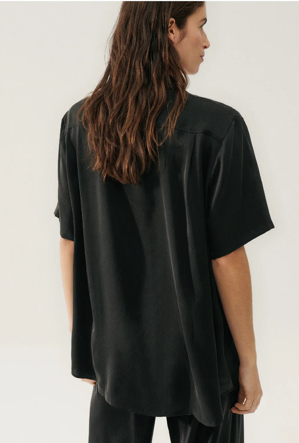 Silk Laundry CDC Short Sleeve Boyfriend Shirt Black