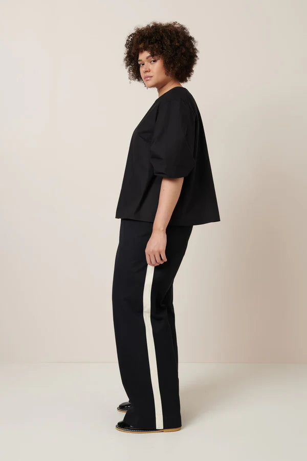 Kowtow Mila Top Black